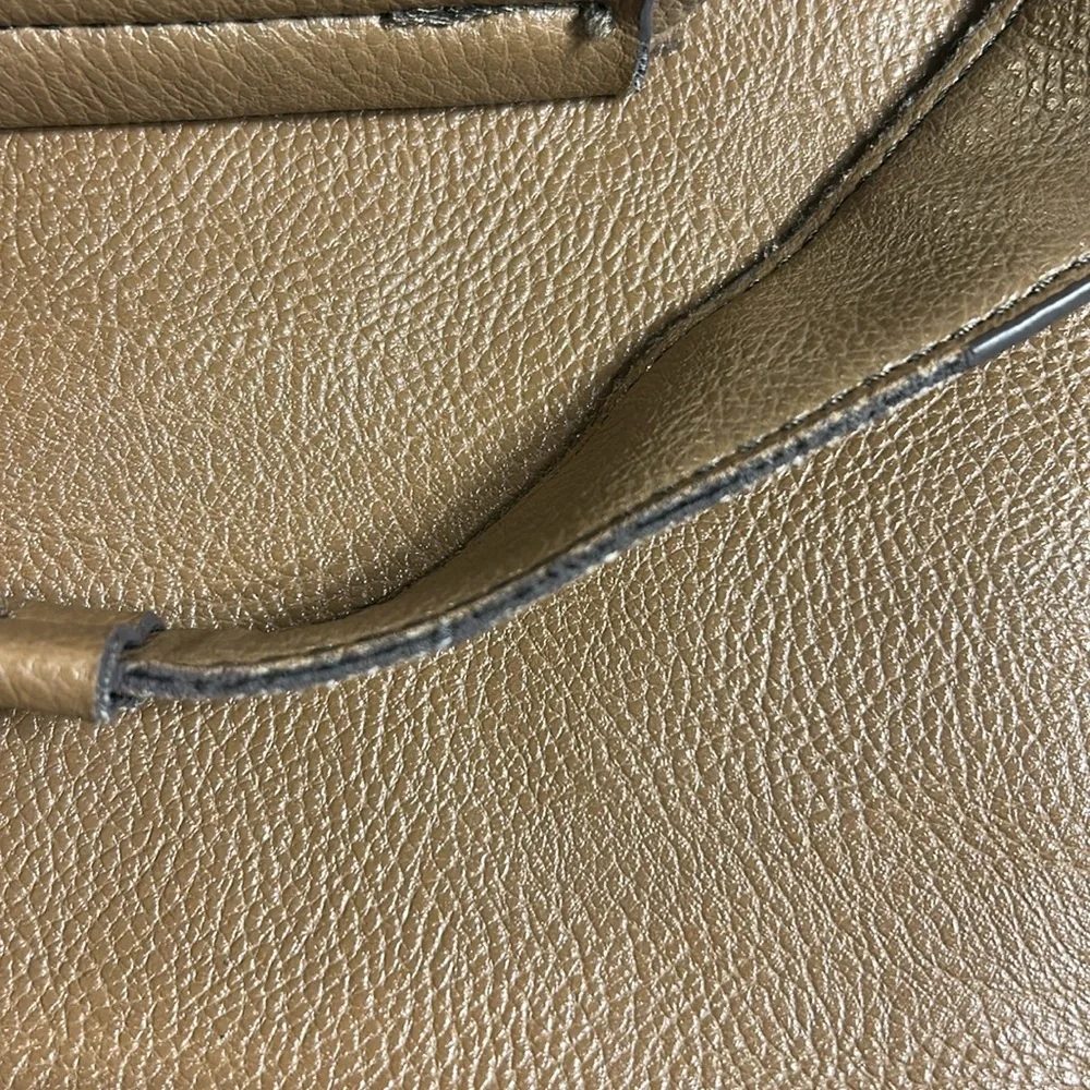 Kenneth Cole Reaction Tan Laptop Tote - Picture 15 of 16